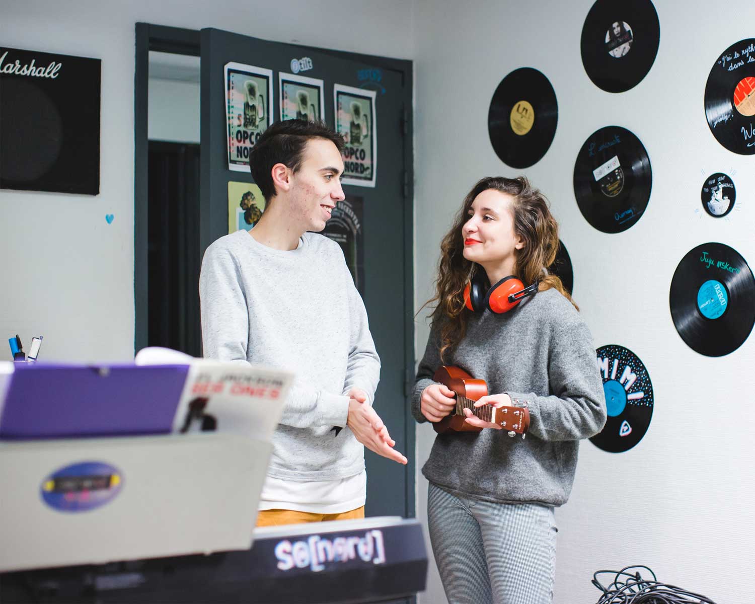 Two students from the SKEMA music association