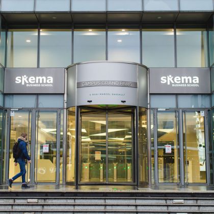 Coopérations croisées entre les centres de recherche SKEMA SCAI et Berkeley APEC Study Center pour explorer l'impact de l'IA