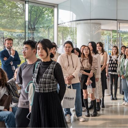 Suzhou : les étudiants en visite chez un leader mondial du voyage