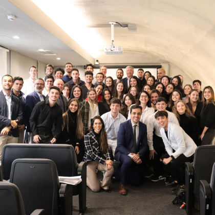 Alunos da SKEMA Brasil desenvolvem projeto para empresas holandesas