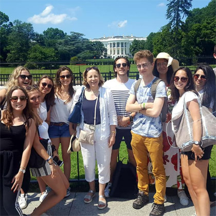 Le campus américain accueille un groupe d'étudiants français en prépa pour un programme d'été immersif