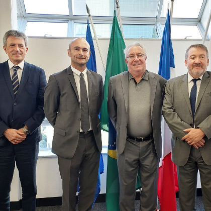 Le consul général de France visite le campus brésilien de SKEMA