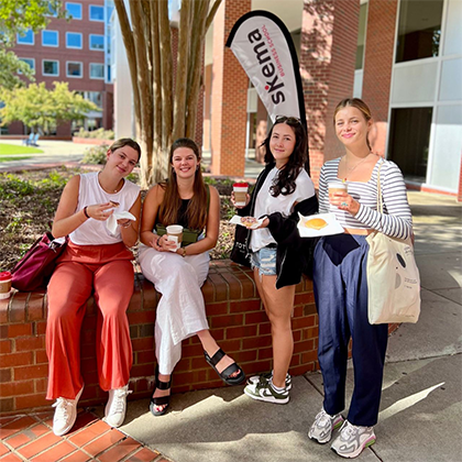 Une journée du bien-être pour les étudiants sur le campus de Raleigh